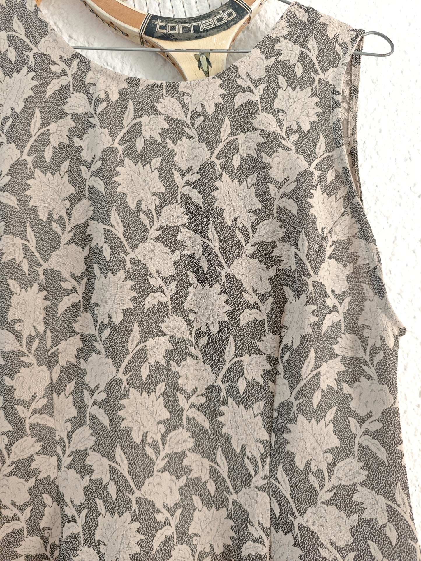 Robe fleurs noir beige